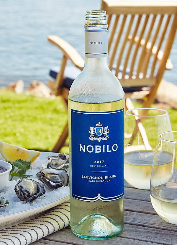 Nobilo Sauvignon Blanc Bottle with Oysters